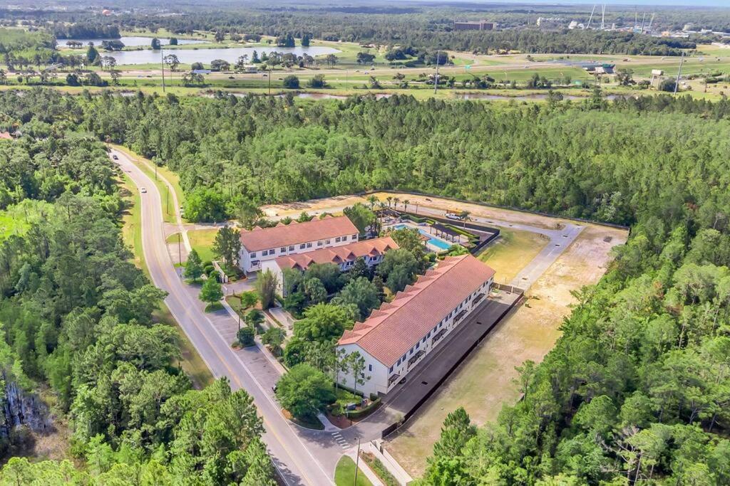 Cozy & Elegant 4Br Enchanted Townhouse - 1 Mile To Disney With Resort Pool, Gym, & Jacuzzi Orlando Ngoại thất bức ảnh