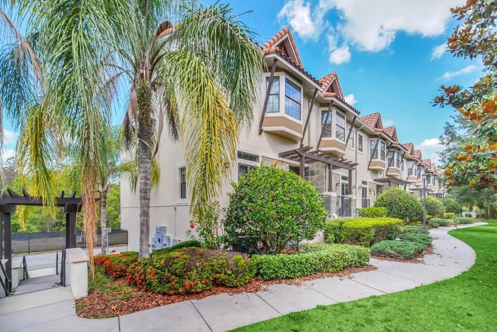 Cozy & Elegant 4Br Enchanted Townhouse - 1 Mile To Disney With Resort Pool, Gym, & Jacuzzi Orlando Ngoại thất bức ảnh