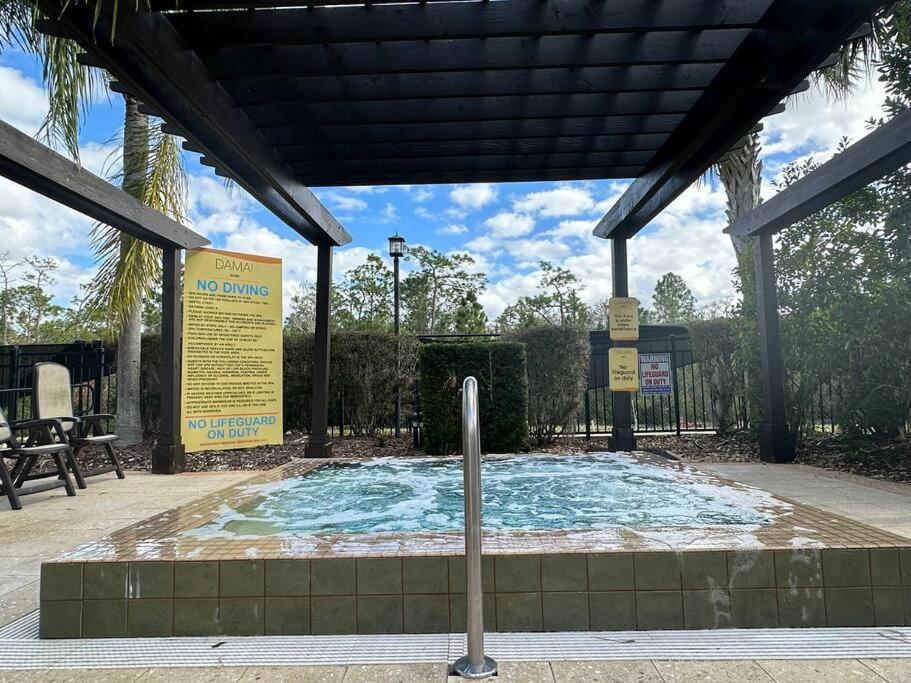 Cozy & Elegant 4Br Enchanted Townhouse - 1 Mile To Disney With Resort Pool, Gym, & Jacuzzi Orlando Ngoại thất bức ảnh