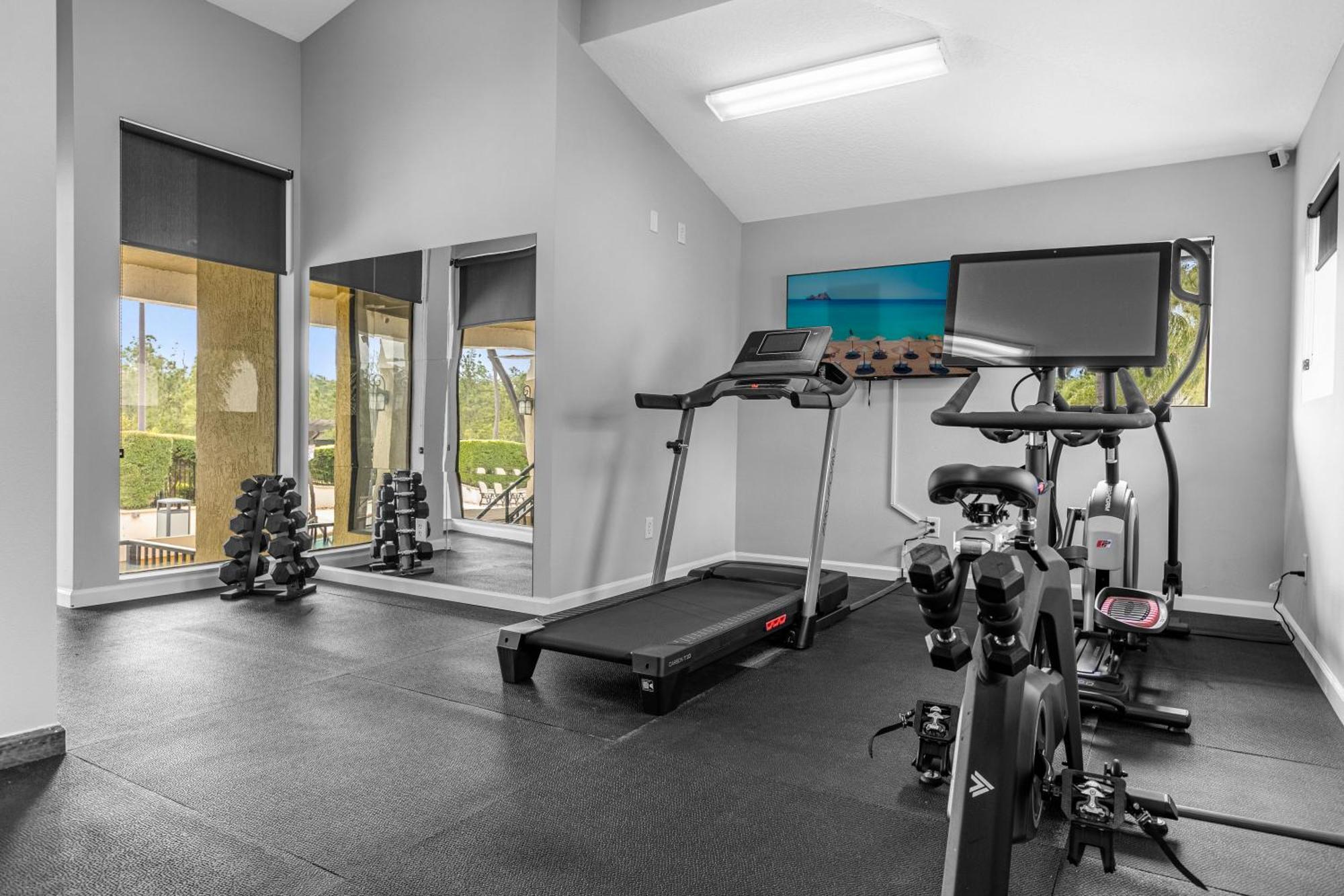 Cozy & Elegant 4Br Enchanted Townhouse - 1 Mile To Disney With Resort Pool, Gym, & Jacuzzi Orlando Ngoại thất bức ảnh