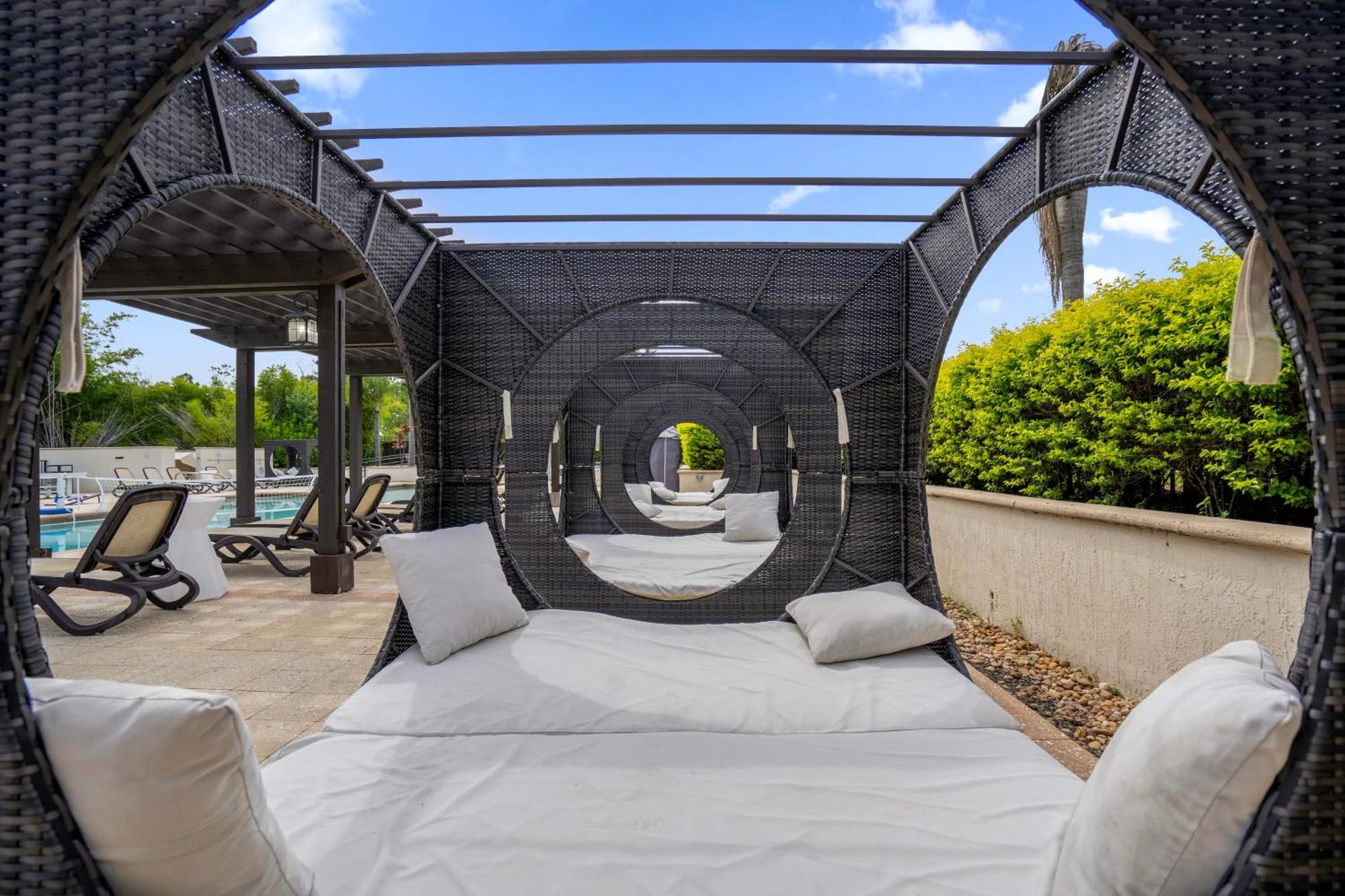 Cozy & Elegant 4Br Enchanted Townhouse - 1 Mile To Disney With Resort Pool, Gym, & Jacuzzi Orlando Ngoại thất bức ảnh