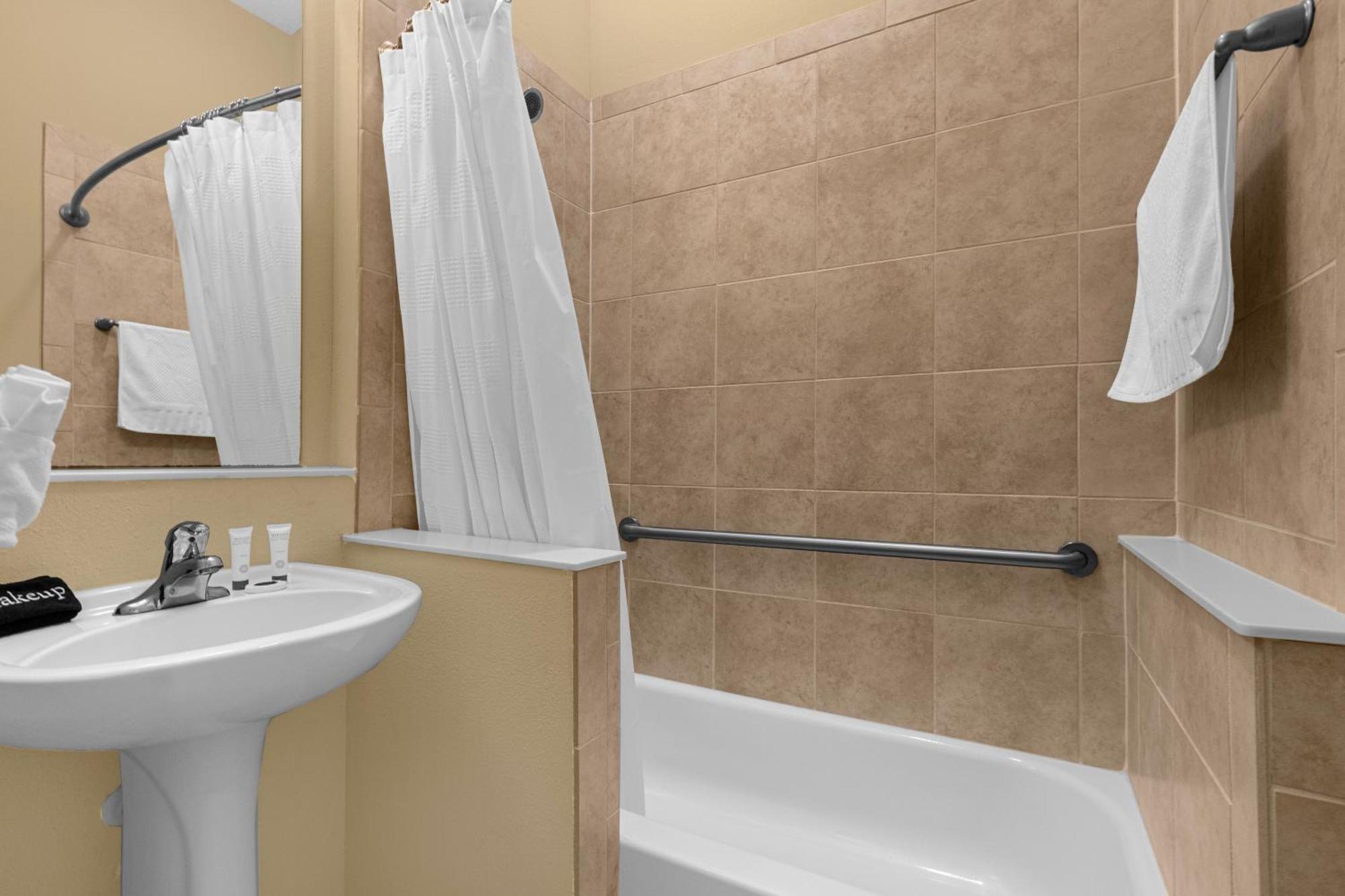 Cozy & Elegant 4Br Enchanted Townhouse - 1 Mile To Disney With Resort Pool, Gym, & Jacuzzi Orlando Ngoại thất bức ảnh