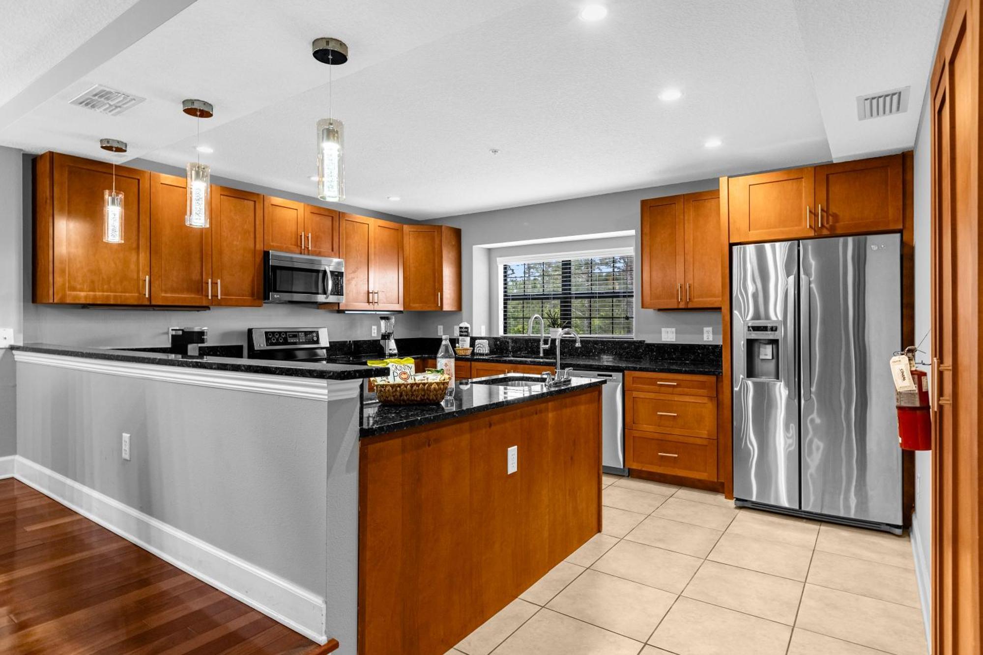 Cozy & Elegant 4Br Enchanted Townhouse - 1 Mile To Disney With Resort Pool, Gym, & Jacuzzi Orlando Ngoại thất bức ảnh