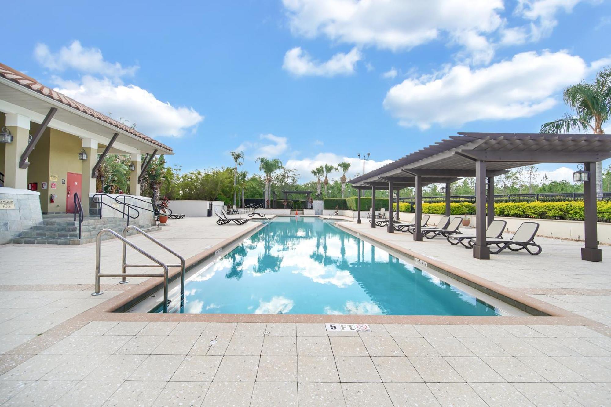 Cozy & Elegant 4Br Enchanted Townhouse - 1 Mile To Disney With Resort Pool, Gym, & Jacuzzi Orlando Ngoại thất bức ảnh