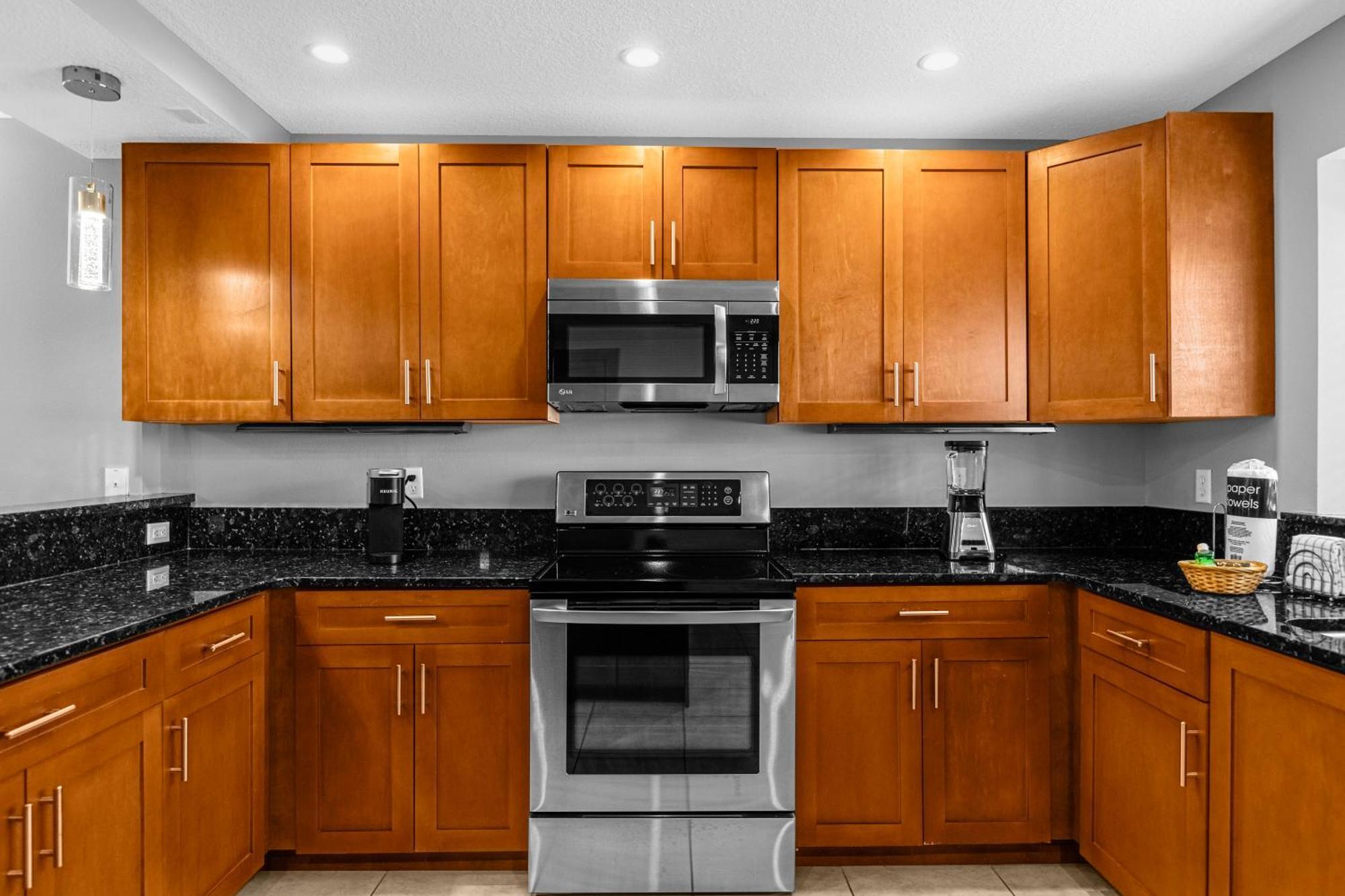 Cozy & Elegant 4Br Enchanted Townhouse - 1 Mile To Disney With Resort Pool, Gym, & Jacuzzi Orlando Ngoại thất bức ảnh